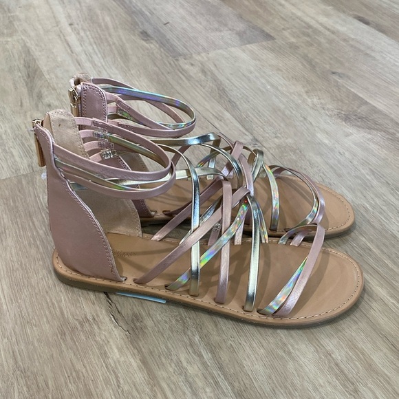 NEW Girls Cat & Jack Dion Gladiator Sandals - Picture 1 of 3